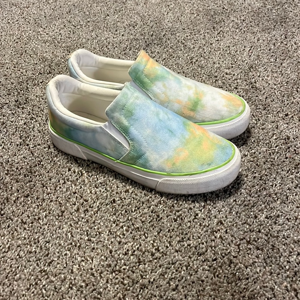 Jenn Ardor Women’s Slip On Sneakers